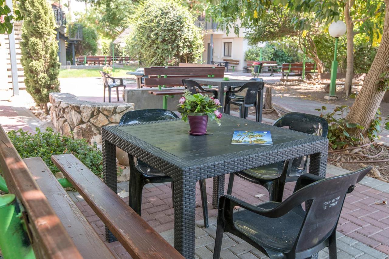 Degania Bet Kibbutz Country Lodging Hotell Kinneret Exteriör bild